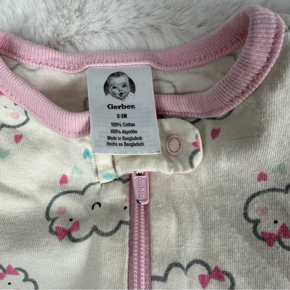 Gerber Pink Baby Girl Onesie & Bodysuit - Picture 8 of 11